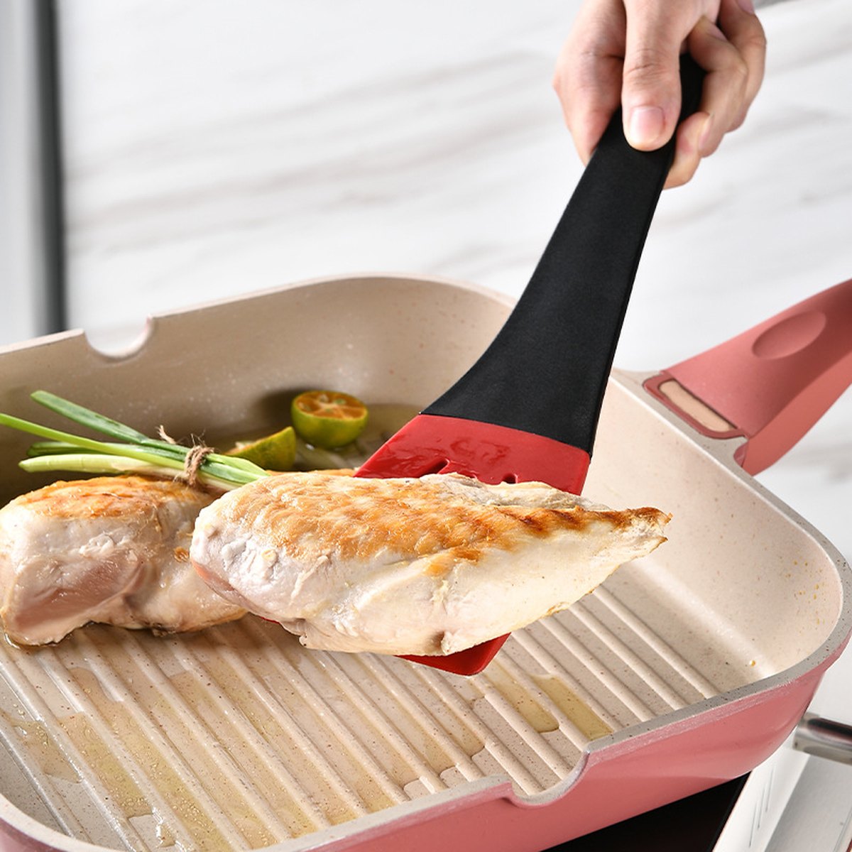 3 In 1 Frying Spatula Clip Silicone