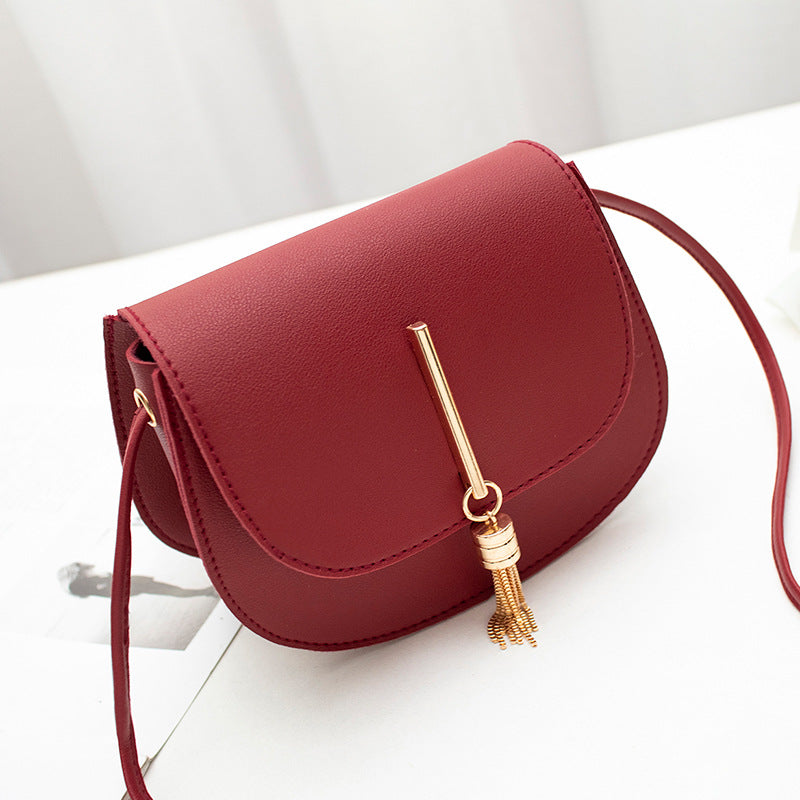 Round Tassel Shoulder Bag