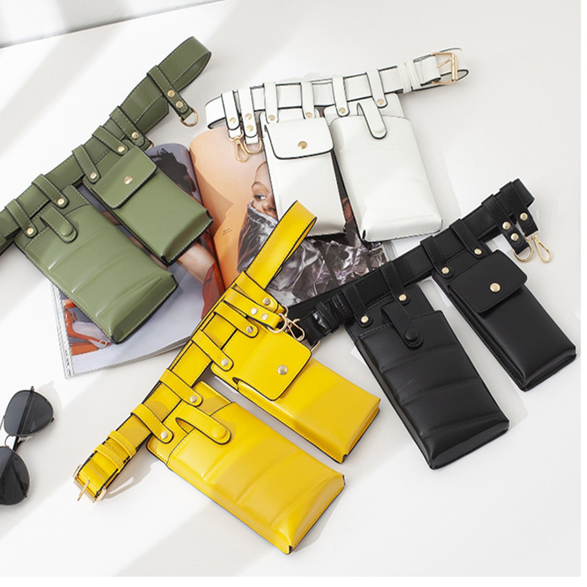 Belt Mesh Red Keychain Bag