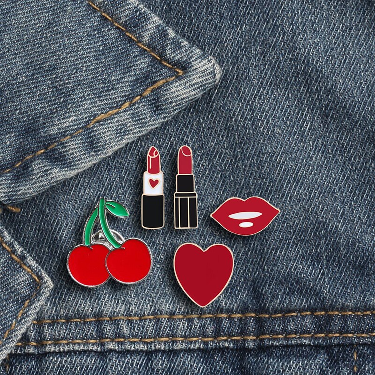 Brooch Cartoon Lipstick