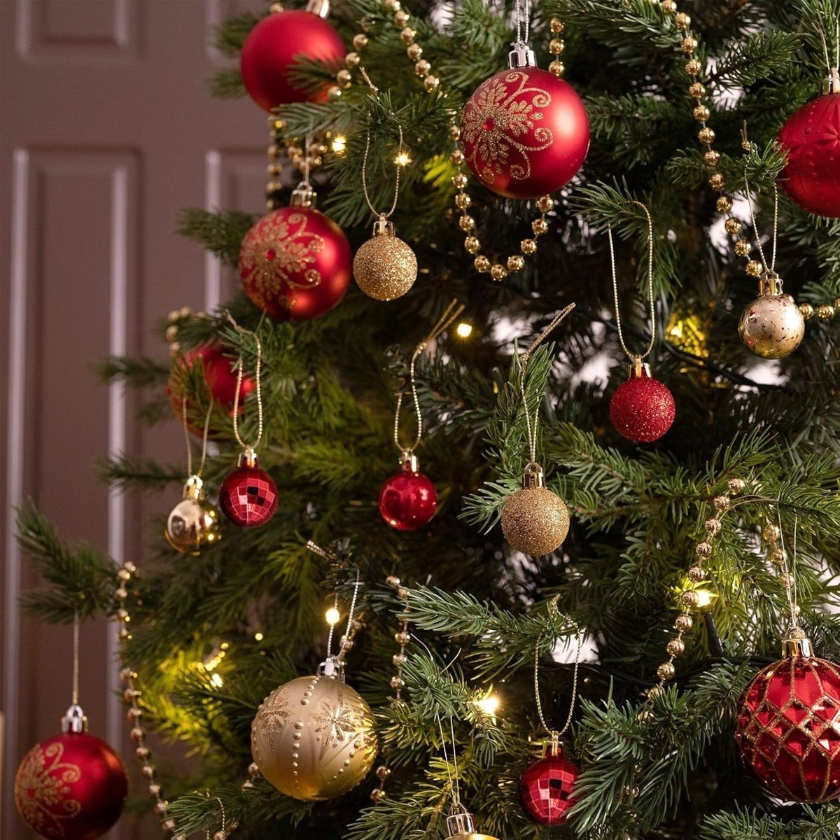 Christmas Bauble Set (49 pcs) in Gift Box