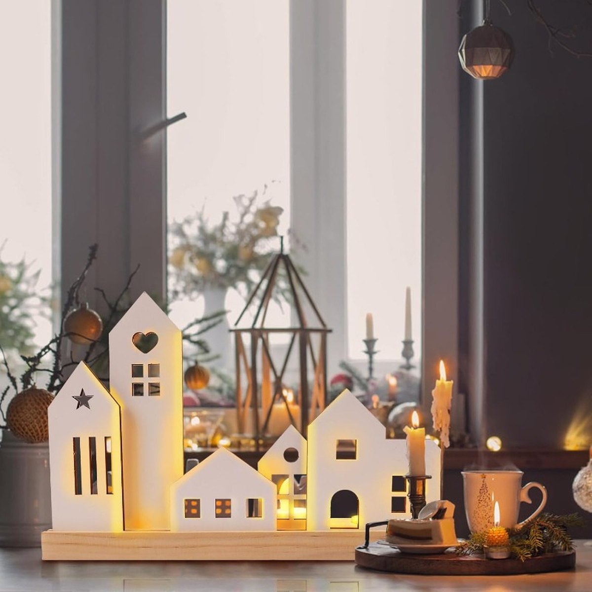 Christmas House Tealight Holders