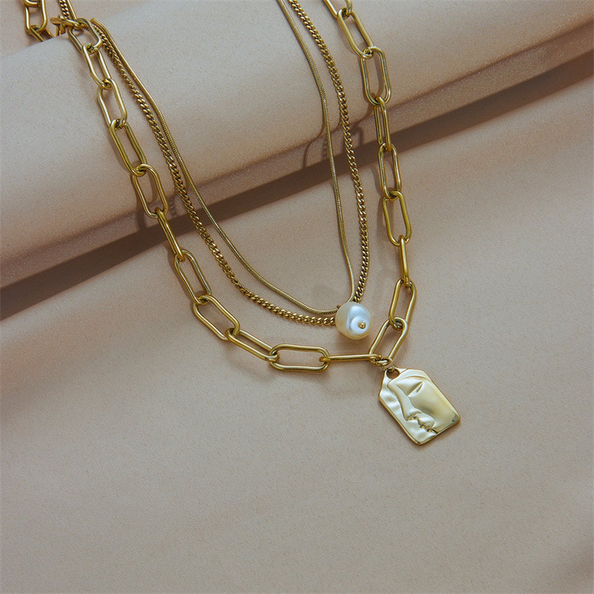 Layered Pearl Choker