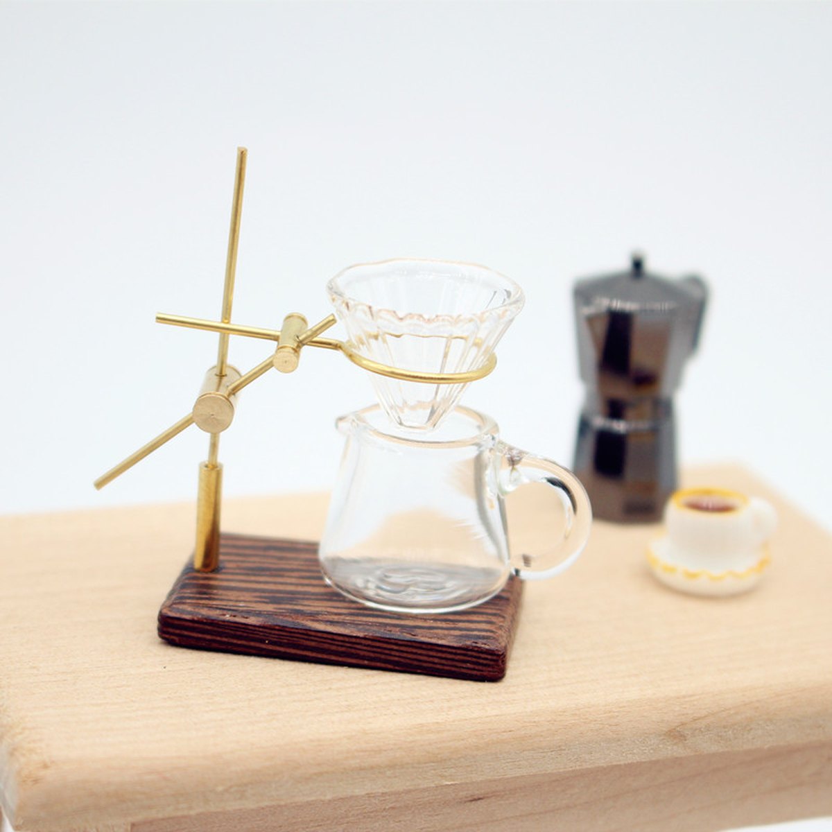 Dollhouse Mini Hand Punch Coffee Shelf Glass