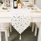Christmas Leaf Table Runner