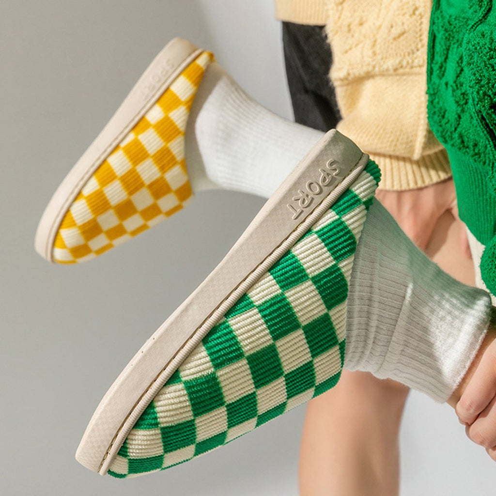Gradient Plush Slippers