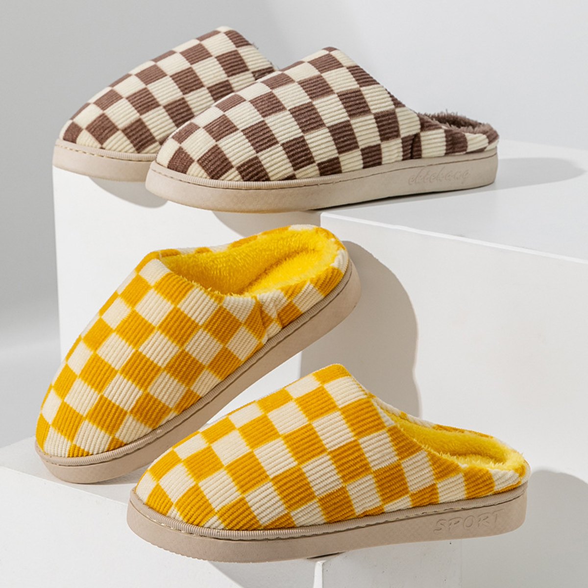 Gradient Plush Slippers