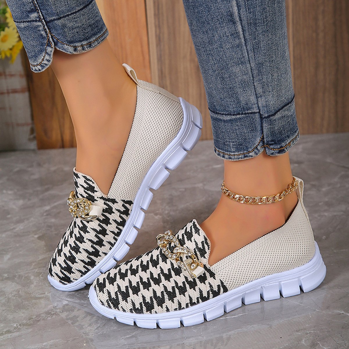 Houndstooth Chain Mesh Shoes