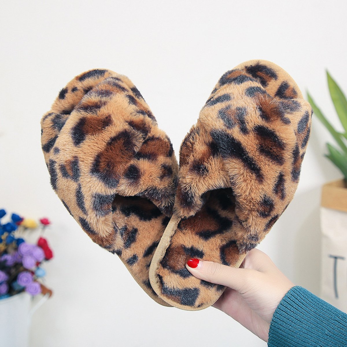 Leopard Cross-Strap Fuzzy Slippers