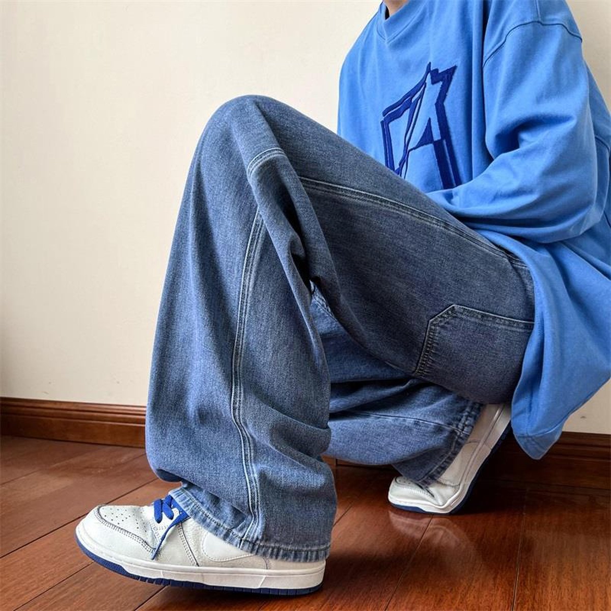 Men's Distressed Straight Jeans