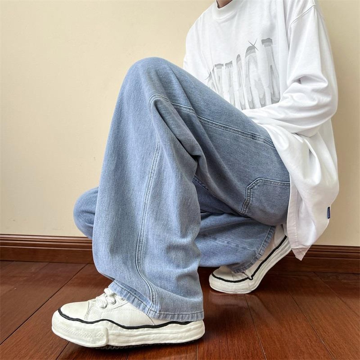 Men's Distressed Straight Jeans