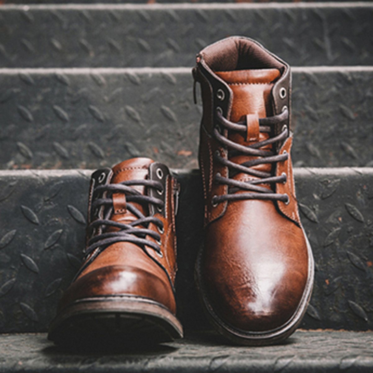 Men's Lace-Up Leather Ankle Boots