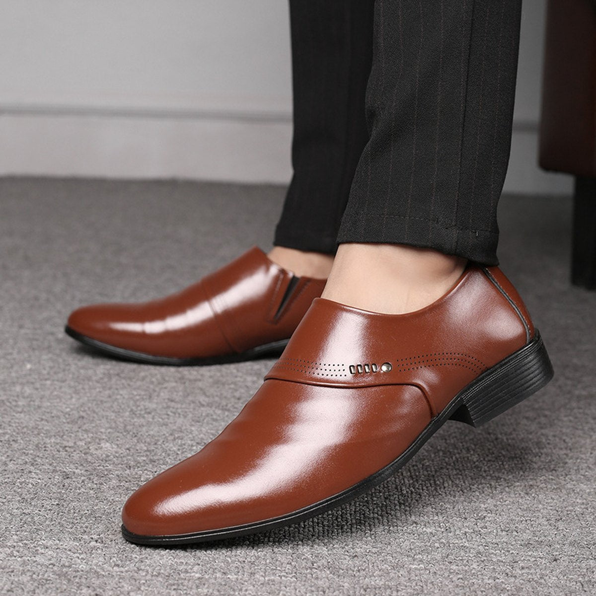 Men's Pointed Leather Shoes