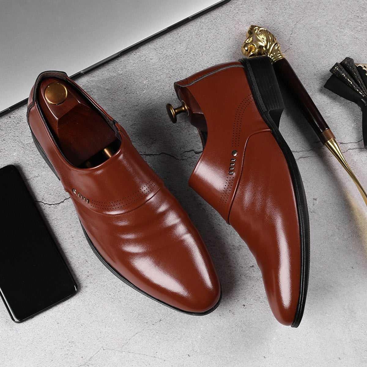 Men's Pointed Leather Shoes