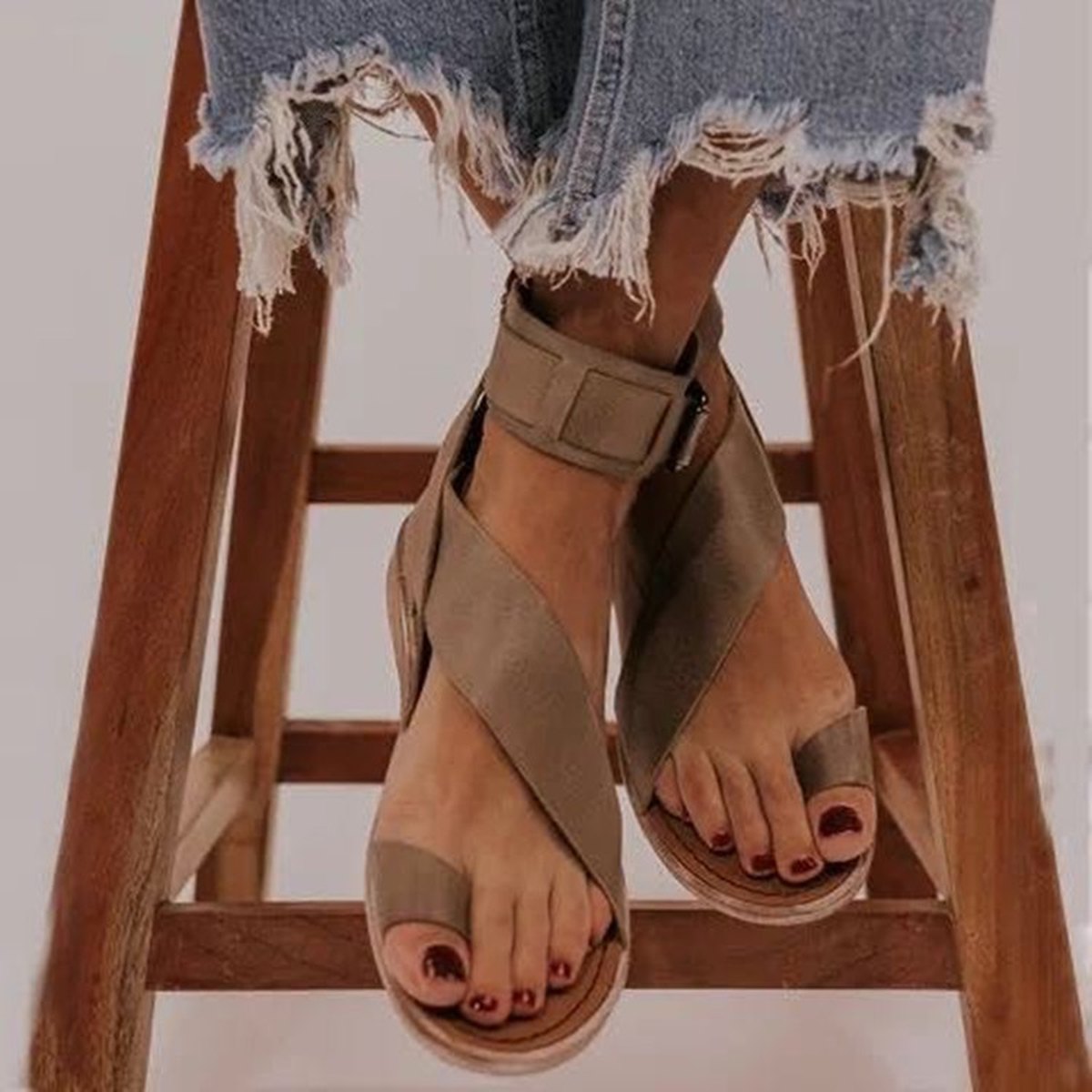Women's Flat Roman Sandals