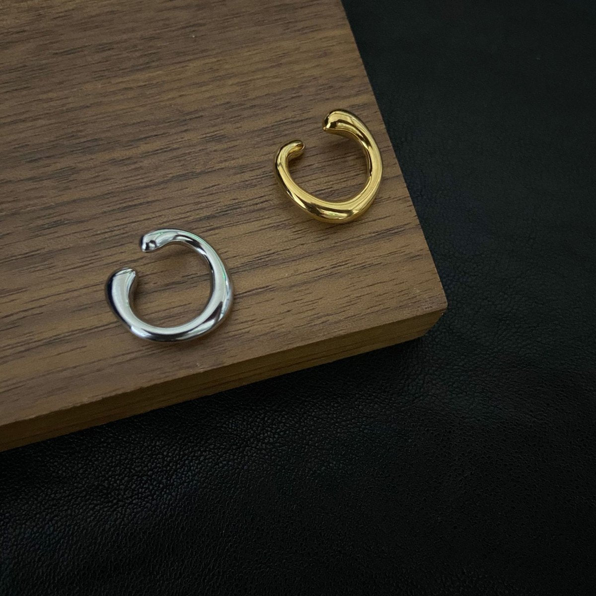 Lava Irregular Hoop Ear Cuff