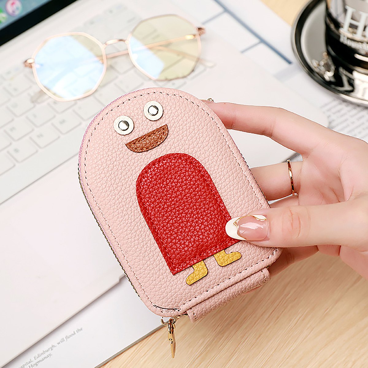 Lychee Pattern Penguin Expanding Card Holder Id