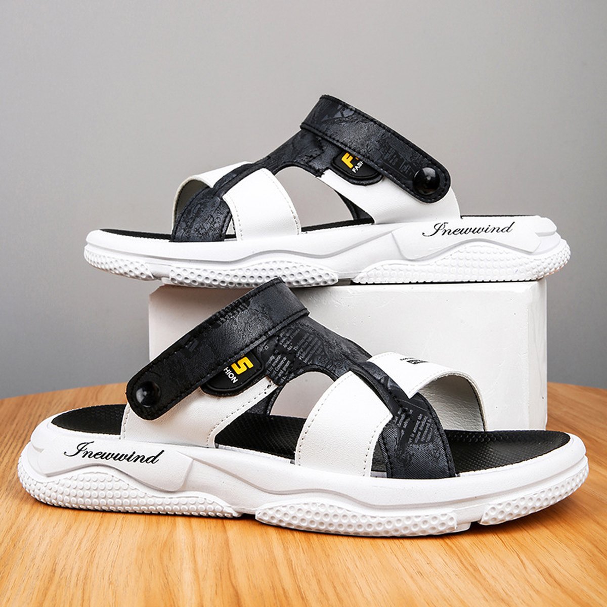 Men's Casual Outerwear Sandals Slippers Beach Shoes