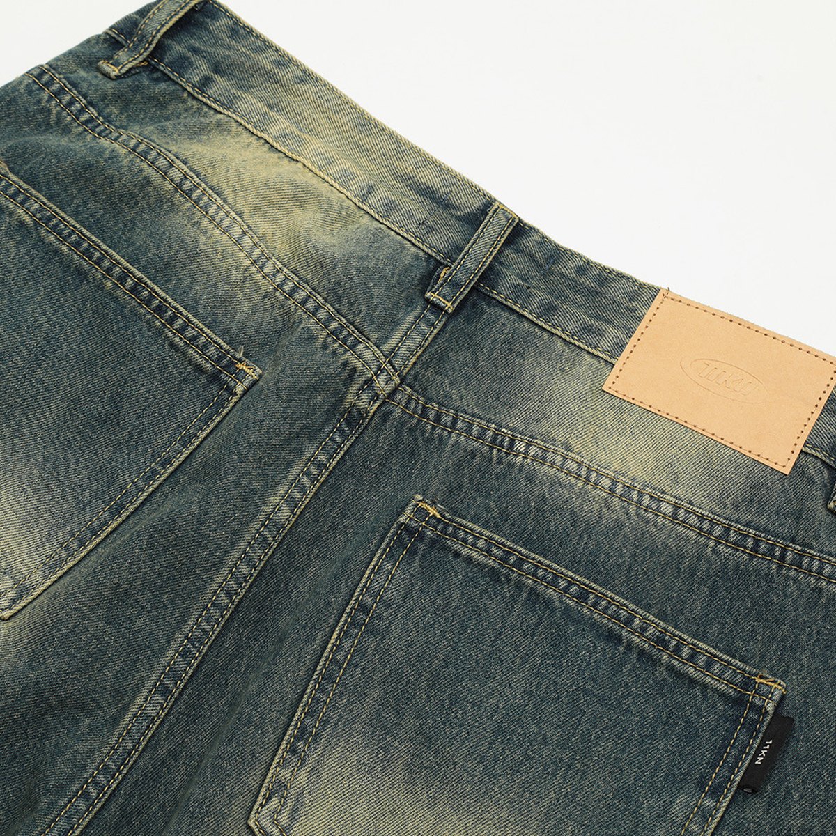 Men's Contrast Color Washed Worn Jeans