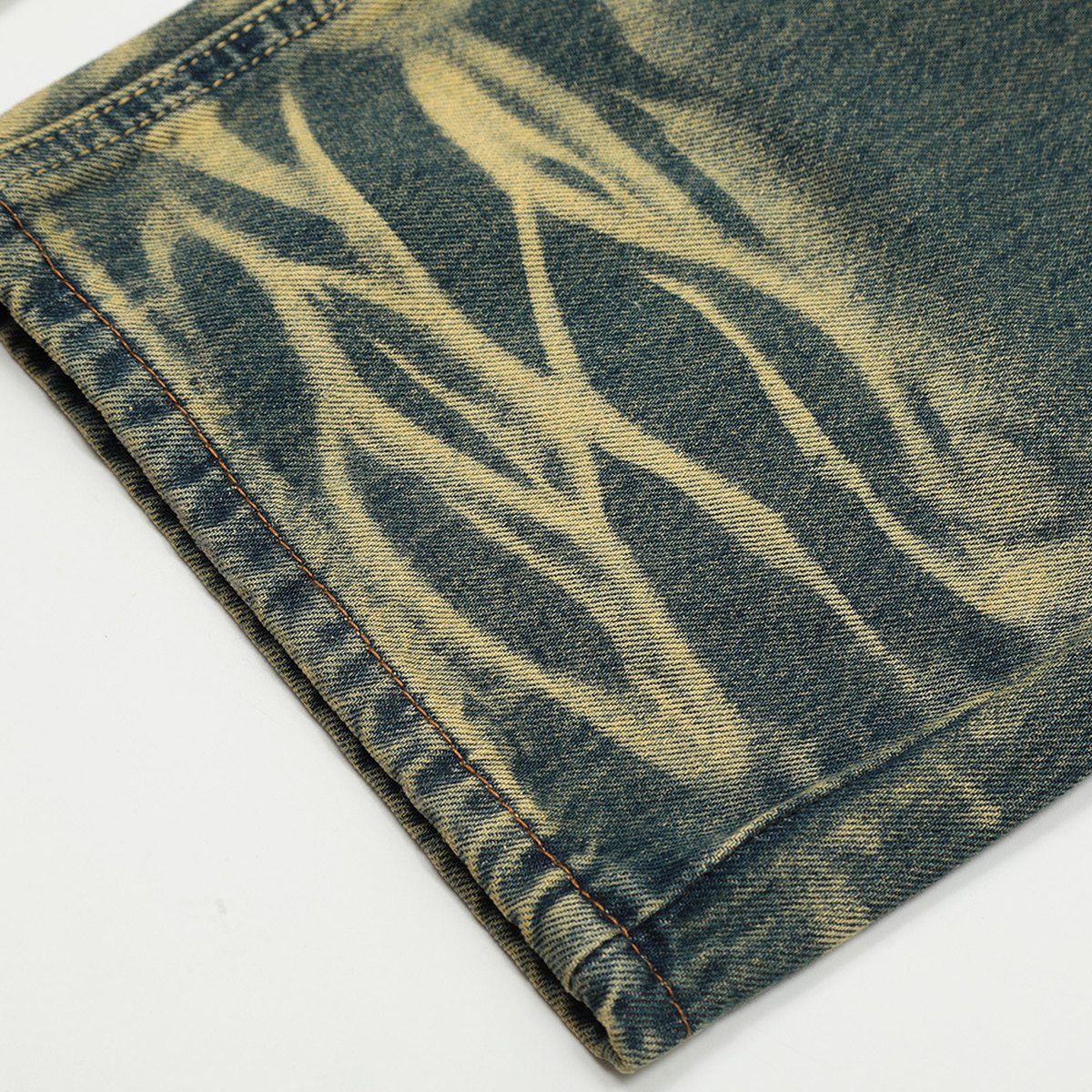 Men's Contrast Color Washed Worn Jeans