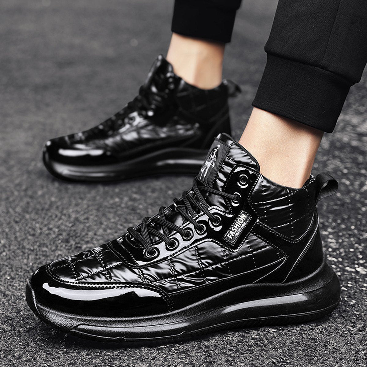 Men's Fleece-lined Warm Middle High Top Sneakers