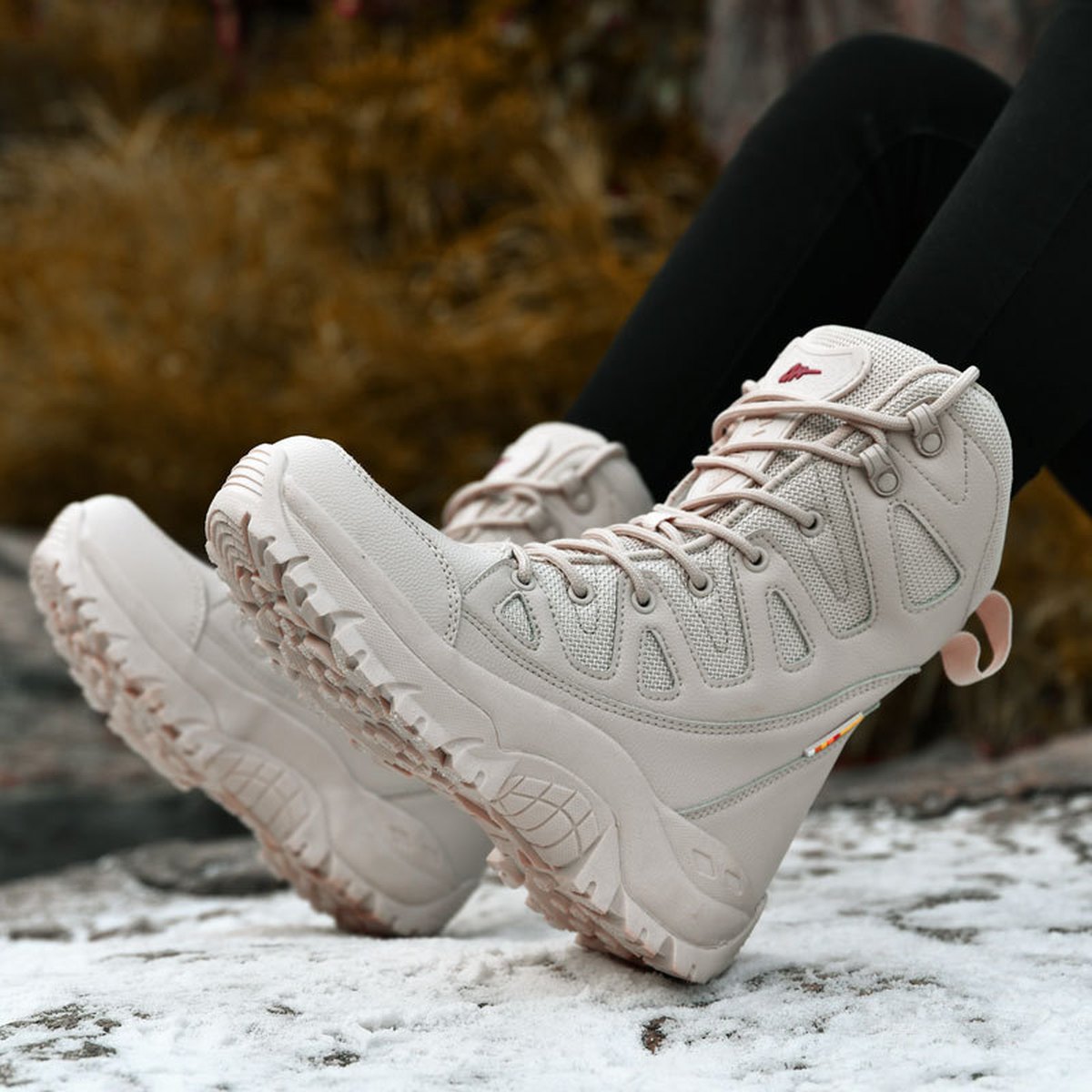 Men's Hi-top Hiking Shoes Breathable Sneaker Platform