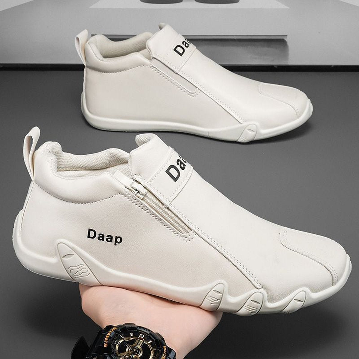 Men's High-Top Hiking Shoes