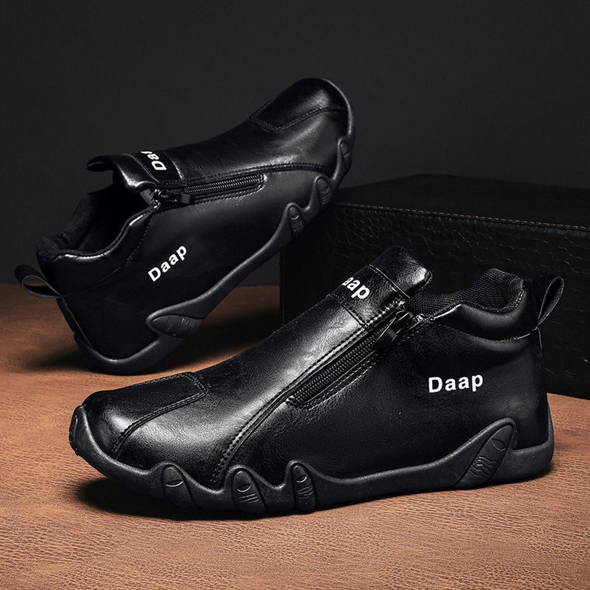 Men's High-Top Hiking Shoes