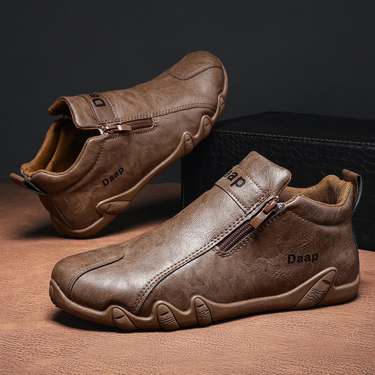 Men's High-Top Hiking Shoes
