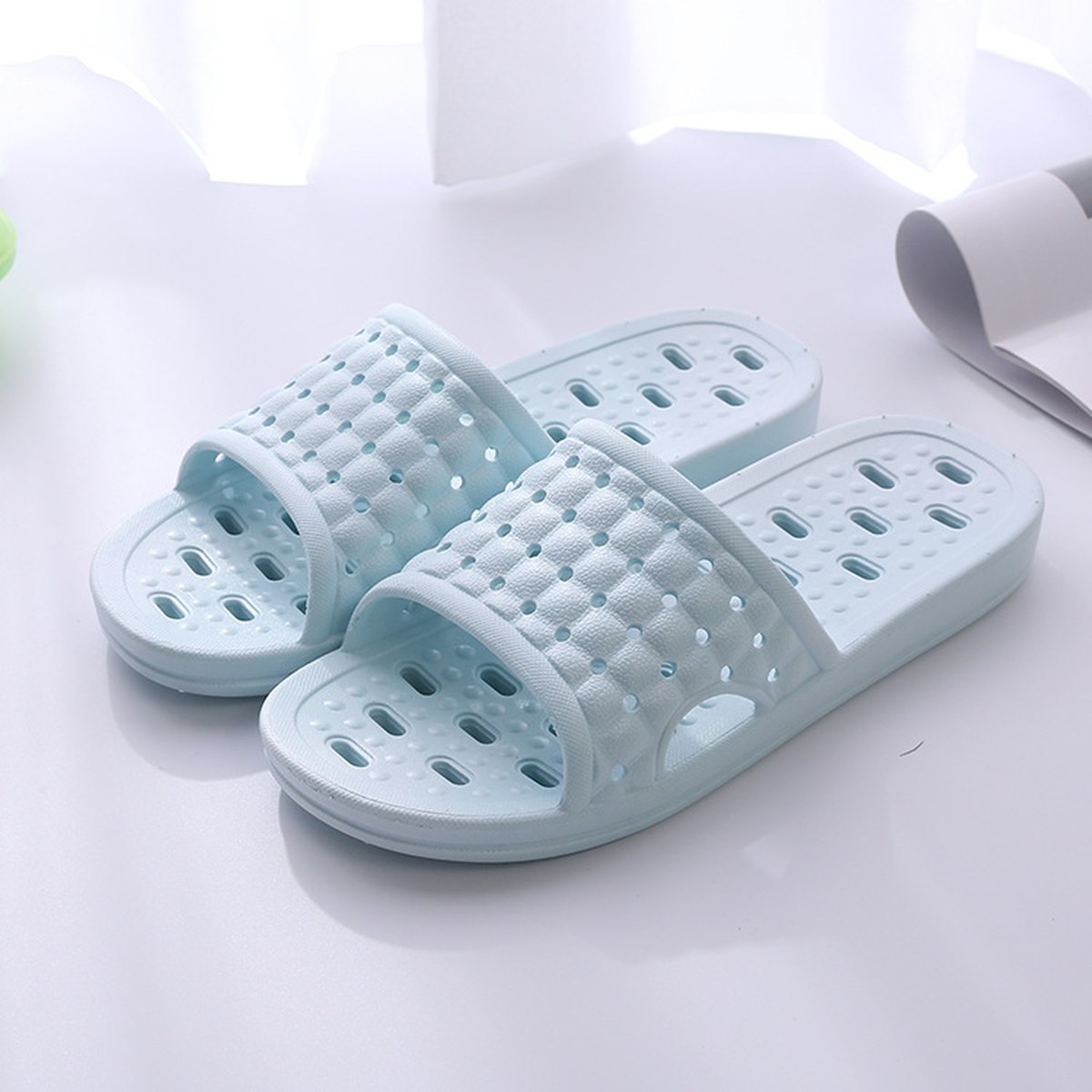 Men's House Shoes Non-slip Hollow Sole Design Floor