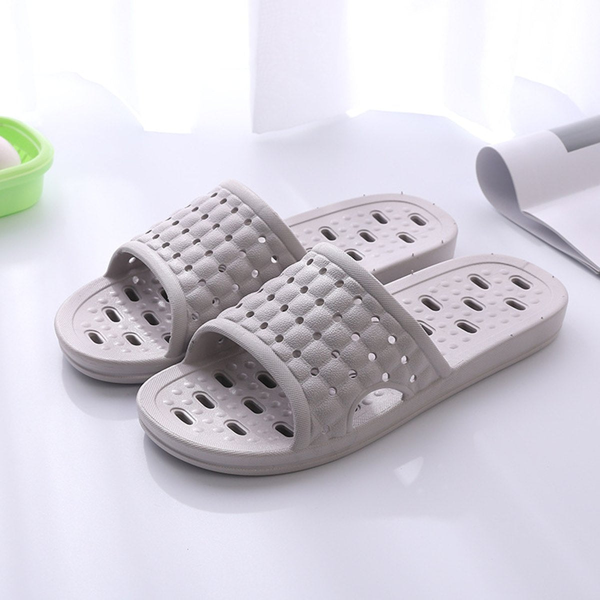 Men's House Shoes Non-slip Hollow Sole Design Floor