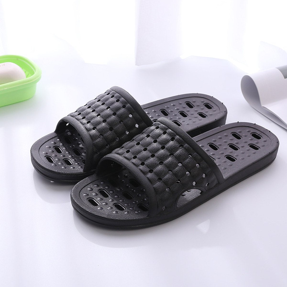 Men's House Shoes Non-slip Hollow Sole Design Floor