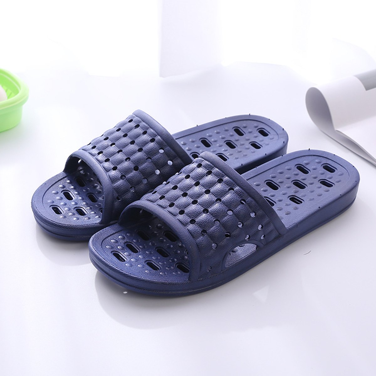 Men's House Shoes Non-slip Hollow Sole Design Floor