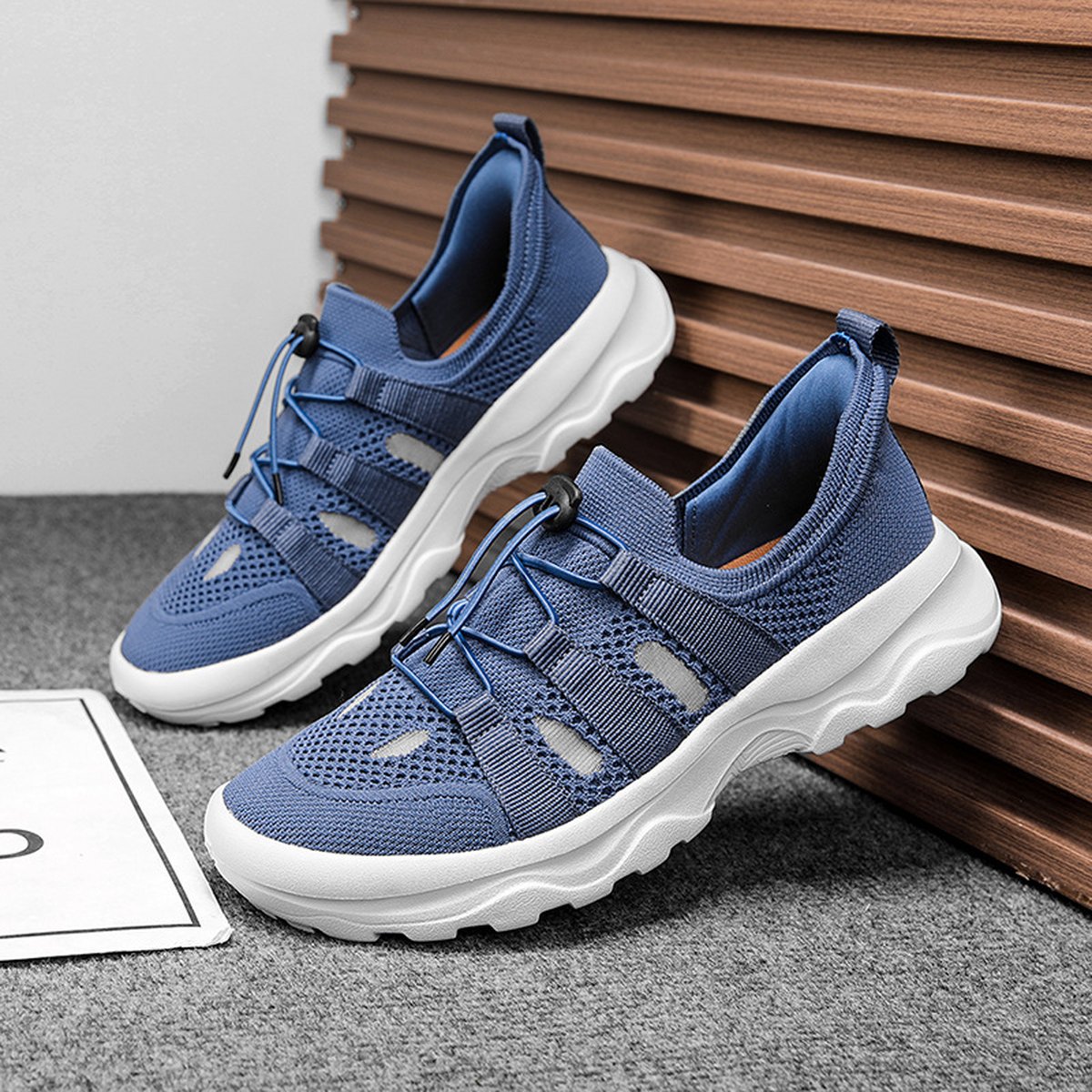 Men's Mesh Breathable Sneakers