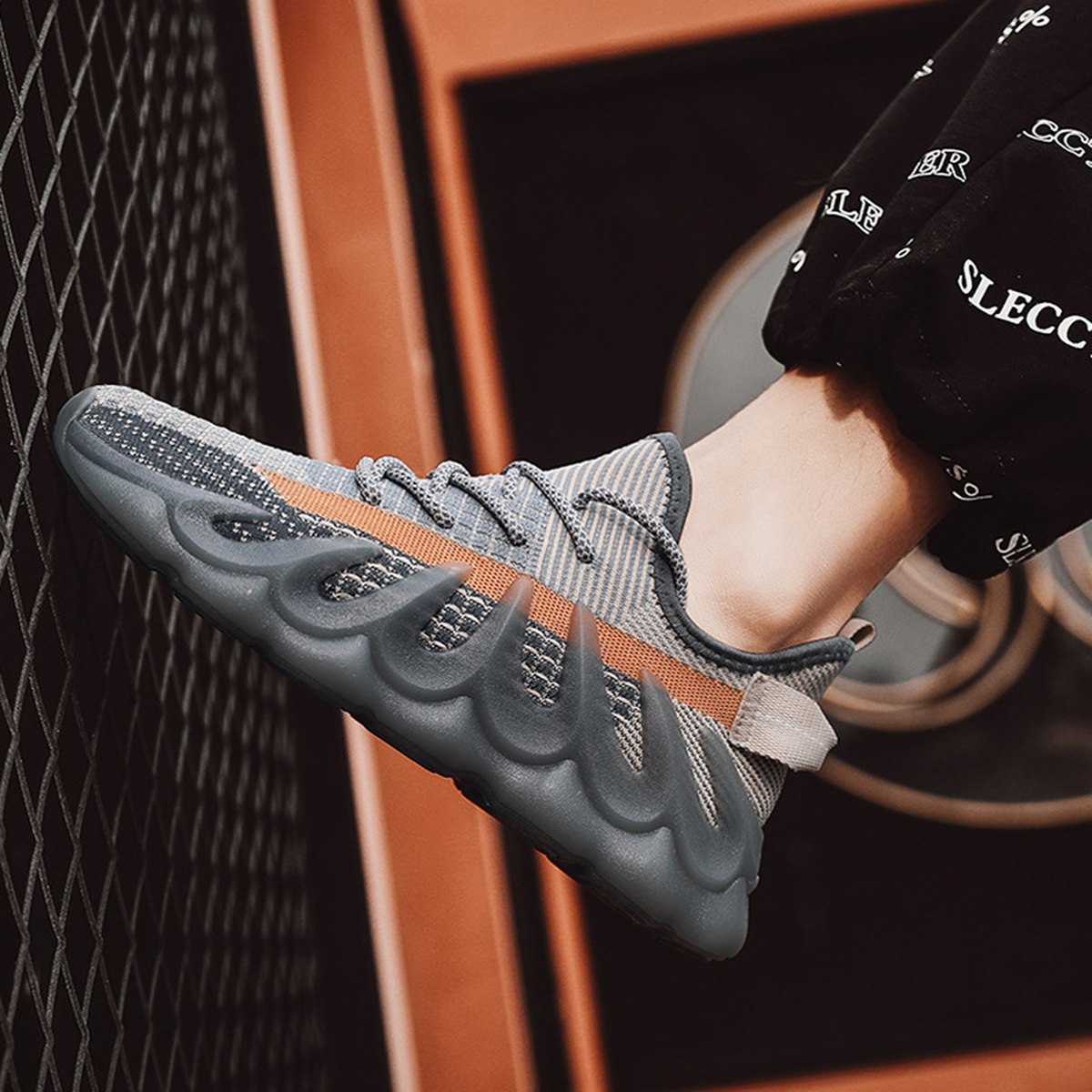 Men's Sneakers Wave Sole Cool Sports Shoes