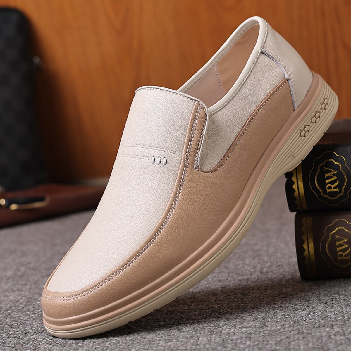 Men's Soft Leather Bottom Daily Casual Shoes