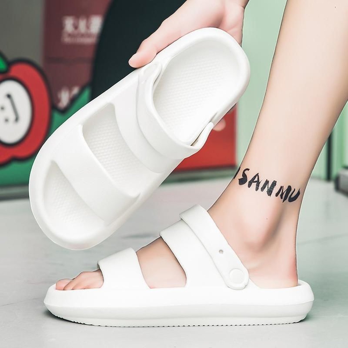 Men's Thick Soled Sports Beach Slippers