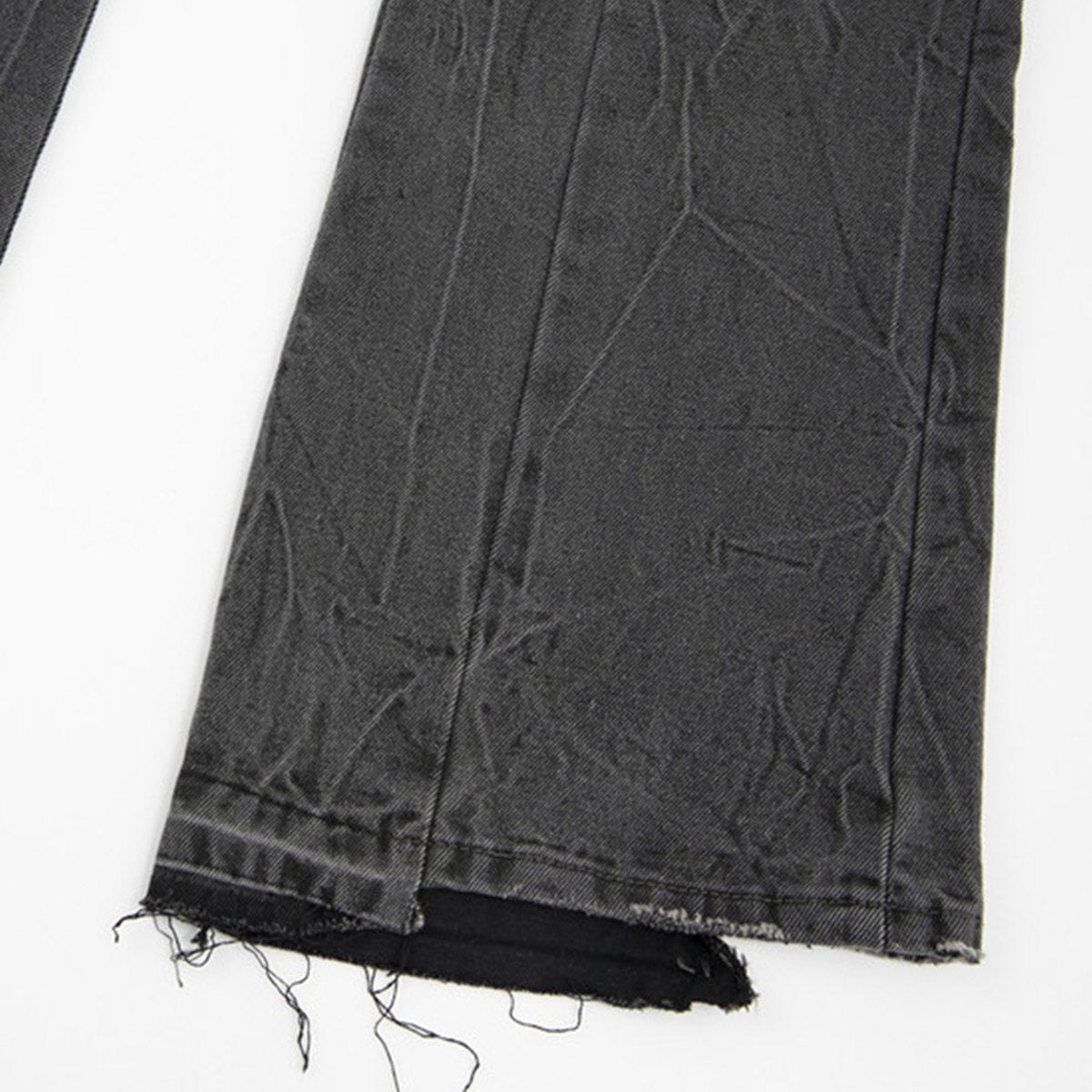 Men's Washed Pleated Jeans
