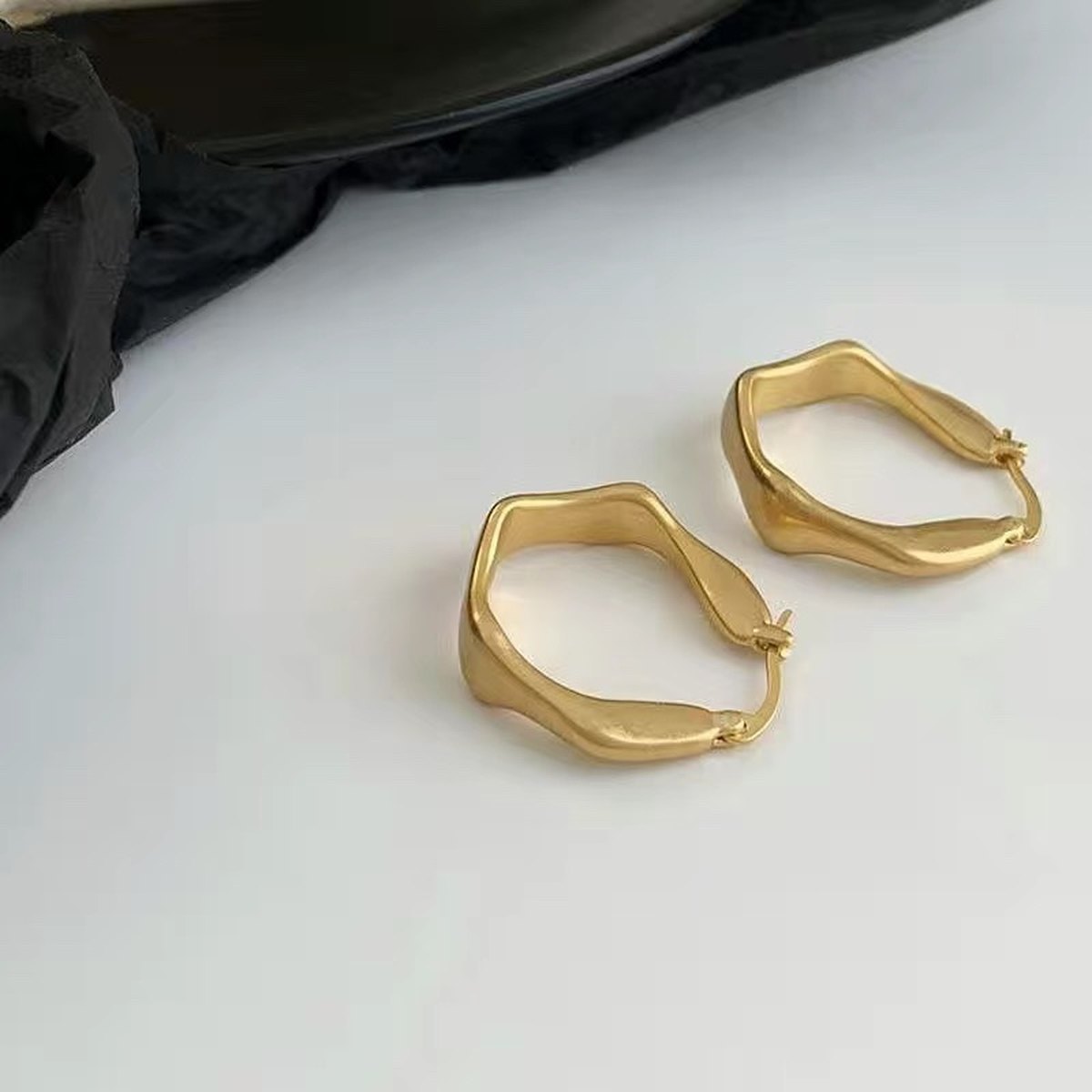 Minimalist Hexagonal Hoop Earrings