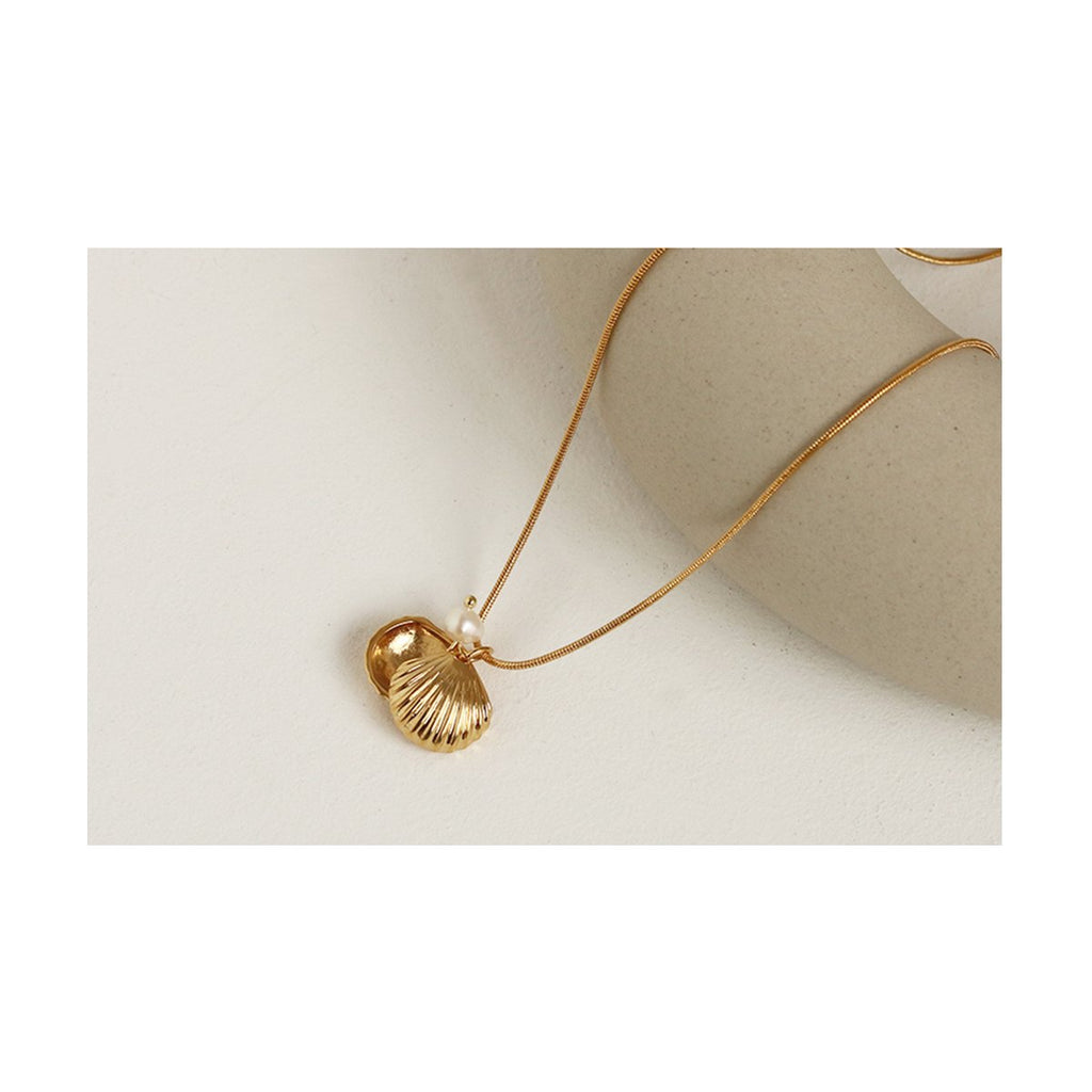 Pearl Shell Necklace