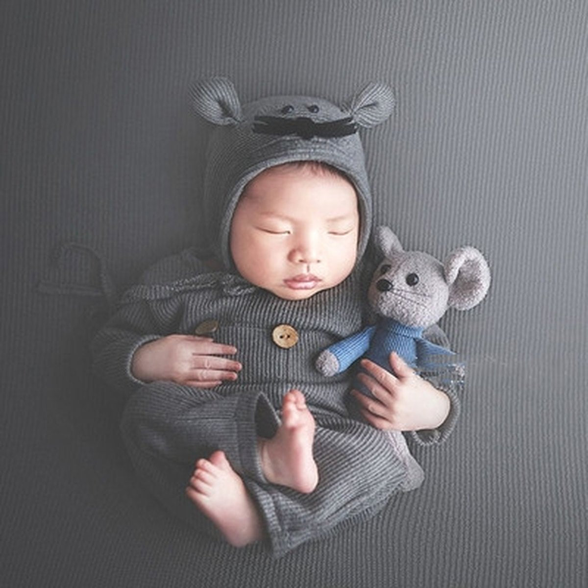 Newborn Photo Hat and Doll Set