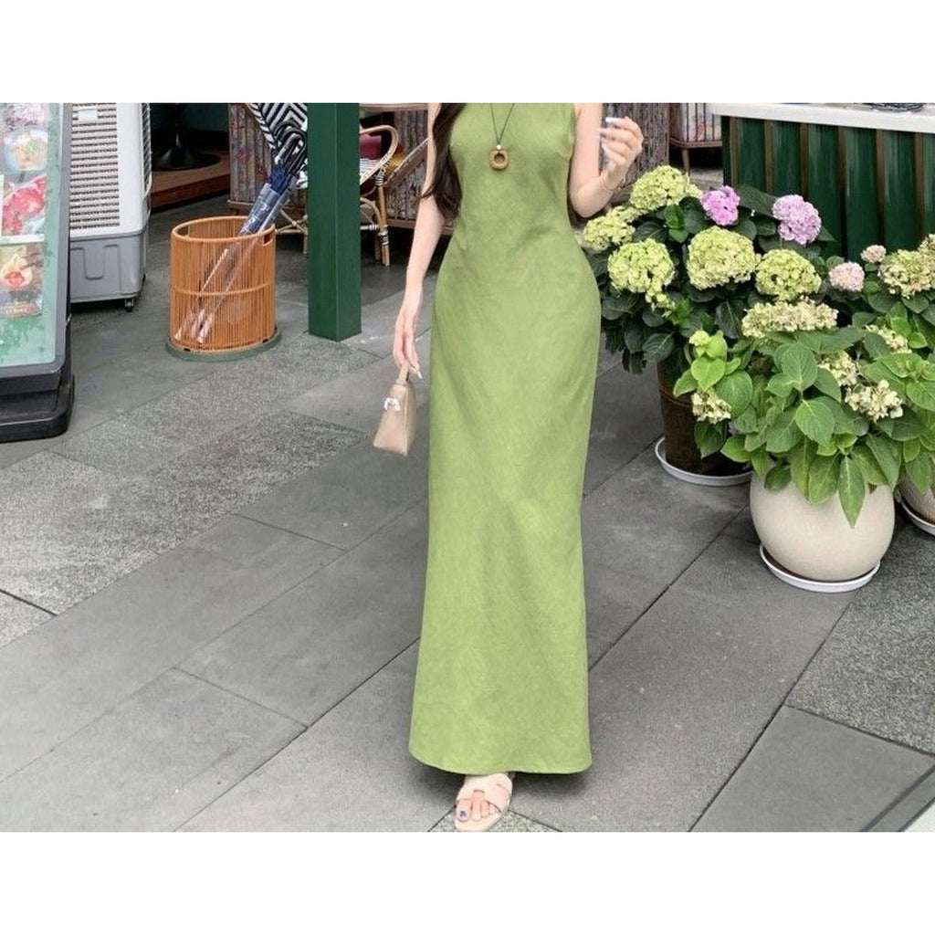 Women's Figure-flattering Sleeveless Midi Dress Tall