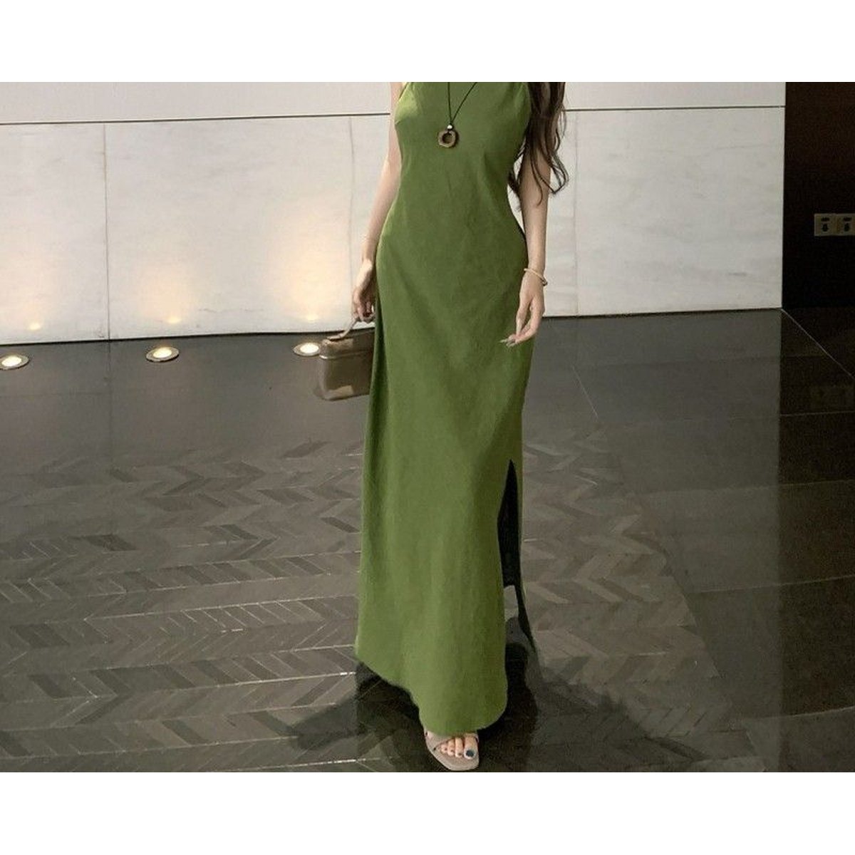 Women's Figure-flattering Sleeveless Midi Dress Tall