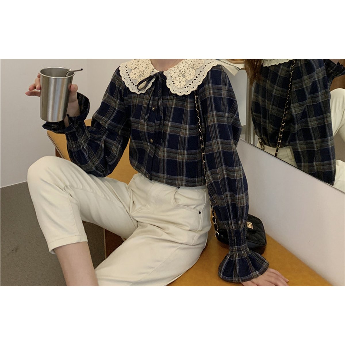Women's Peter Pan Collar Shirt