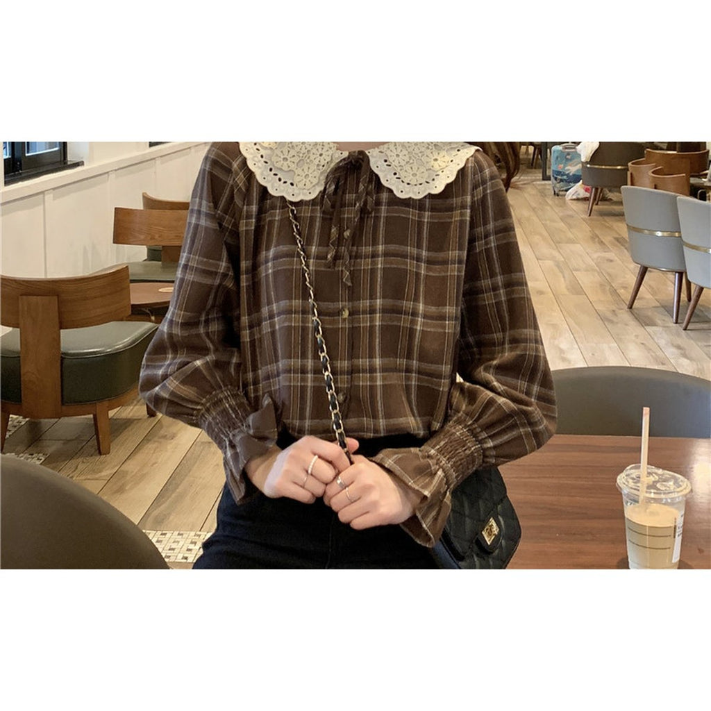Women's Peter Pan Collar Shirt
