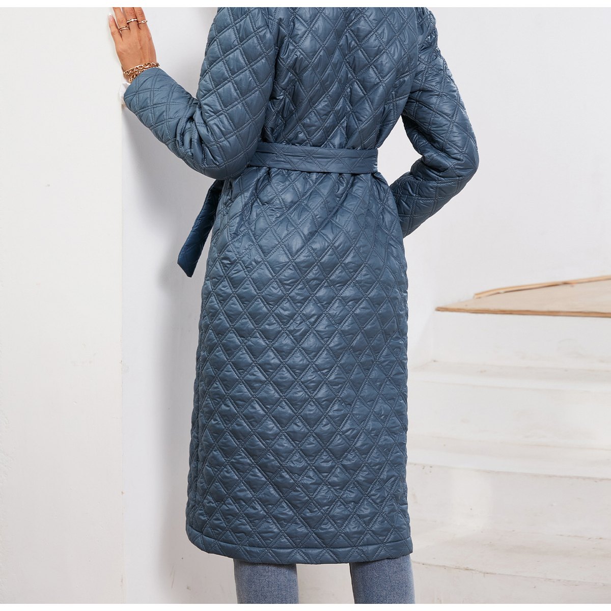 Women's Retro Lace Lapel Down Jacket