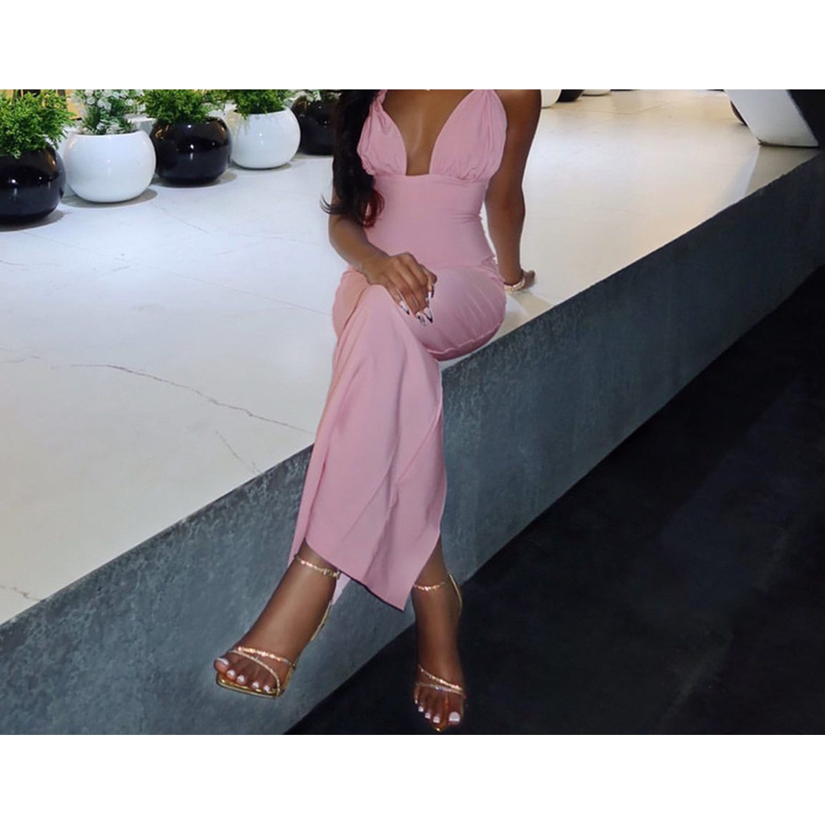 Women's Waist-cinching Halter Neck Maxi Dress