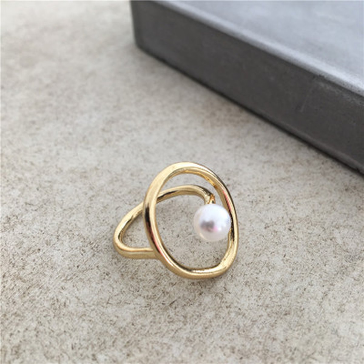 Ring Pearl