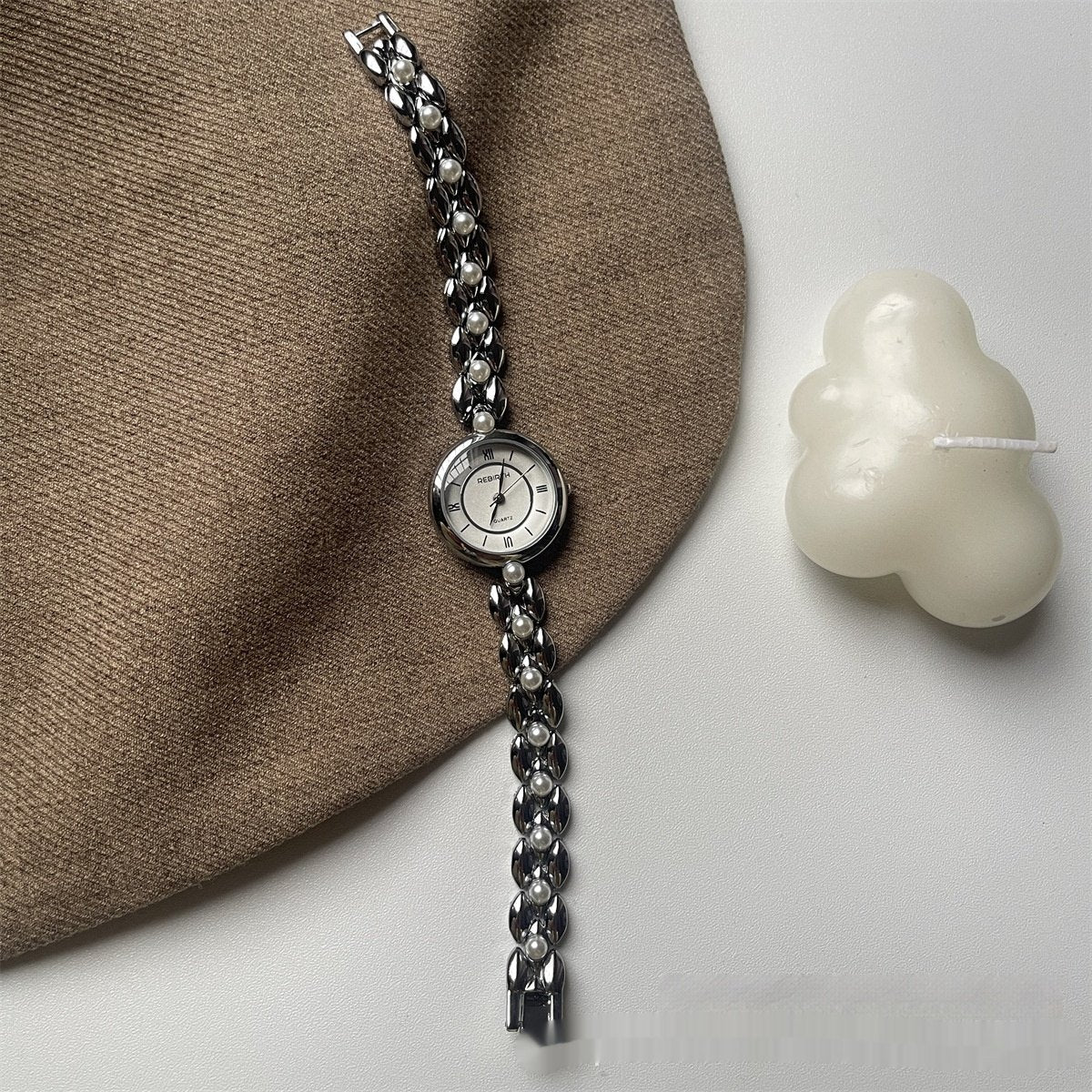 Roman Pearl Chain Watch