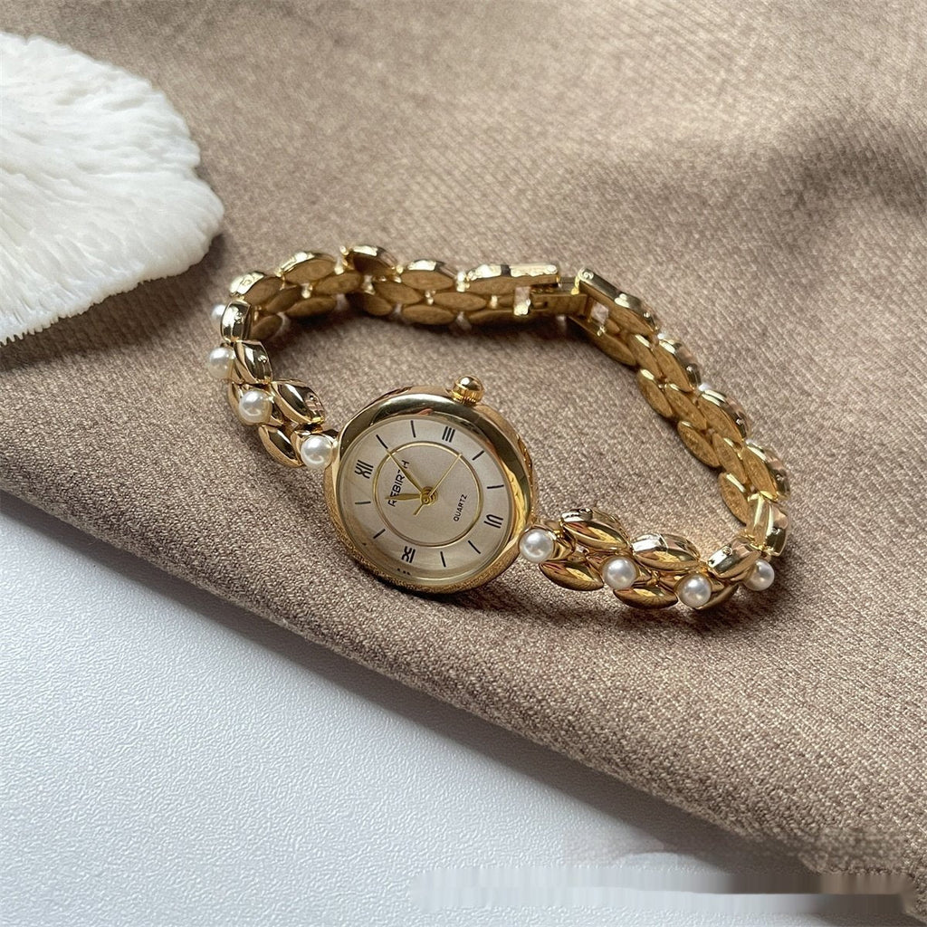Roman Pearl Chain Watch